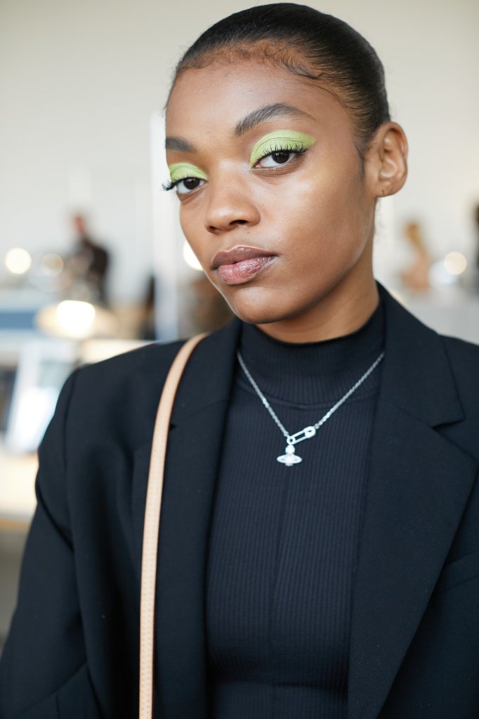 bronx & banco 2021春夏高级成衣秀(后台妆容)