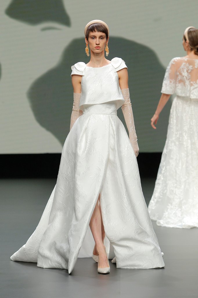 Jesús Peiró 2020/21秋冬婚纱礼服秀 - Barcelona Bridal Week