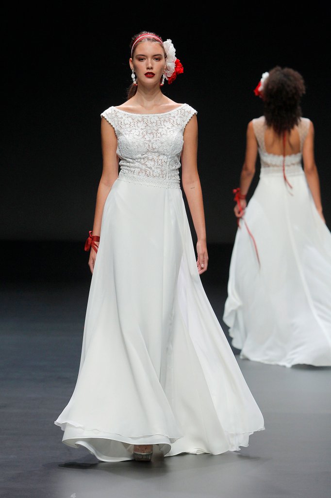 Cymbeline 2020/21秋冬婚纱礼服秀 - Barcelona Bridal Week