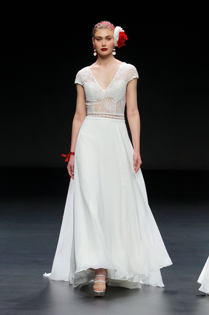 Cymbeline 2020/21秋冬婚纱礼服秀 - Barcelona Bridal Week