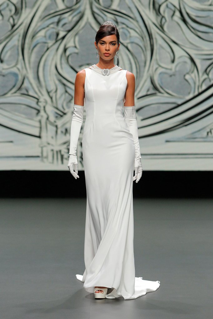 House of St Patrick 2020/21秋冬婚纱礼服秀 - Barcelona Bridal Week