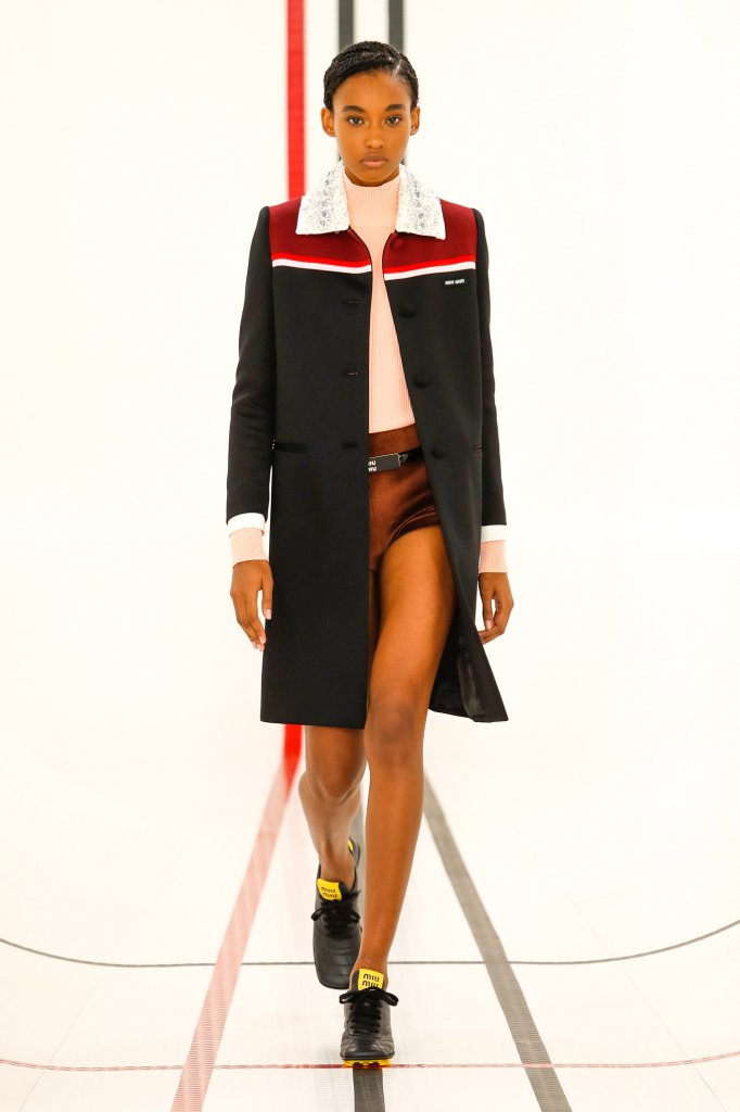 缪缪 Miu Miu 2021春夏高级成衣秀 - Paris Spring 2021