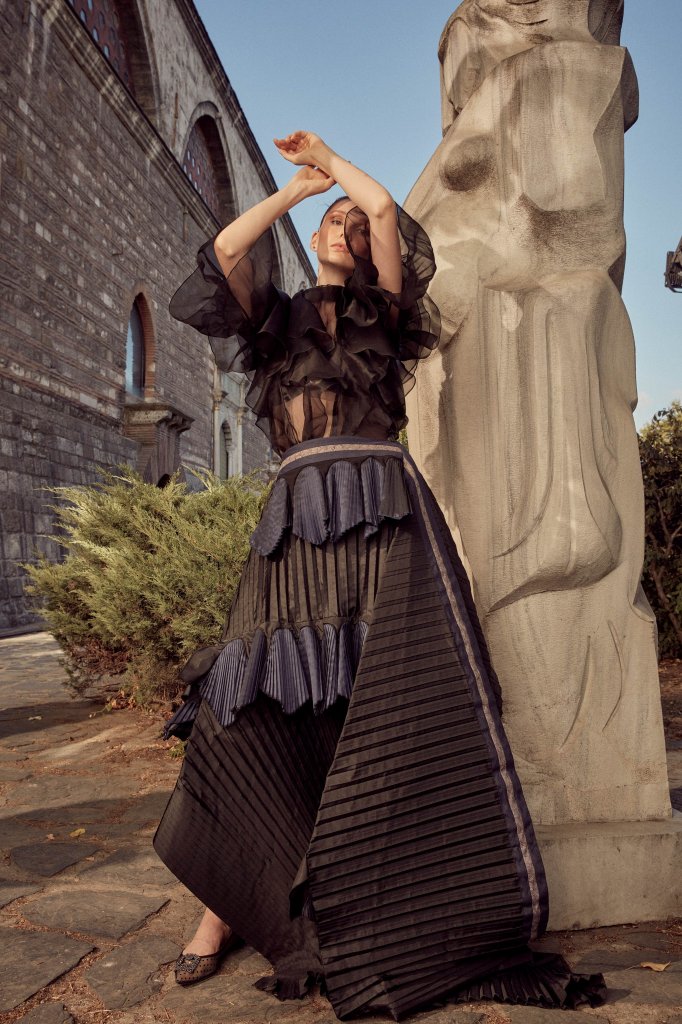 Özlem Süer 2021春夏高级成衣Lookbook