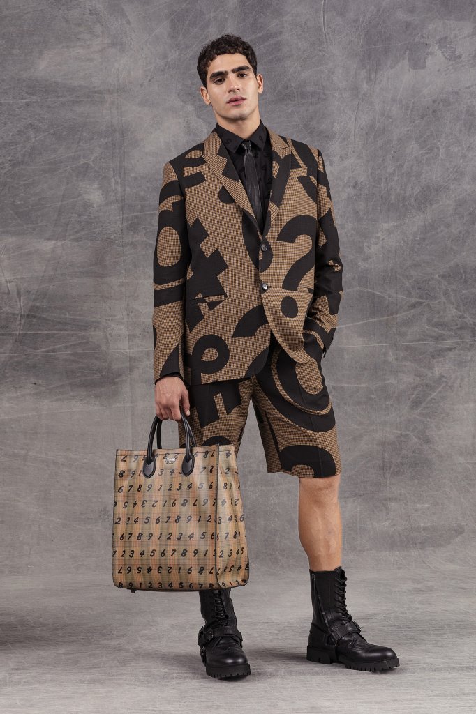 莫斯奇诺 Moschino 2021早秋男装Lookbook(Pre-Fall 2021) 