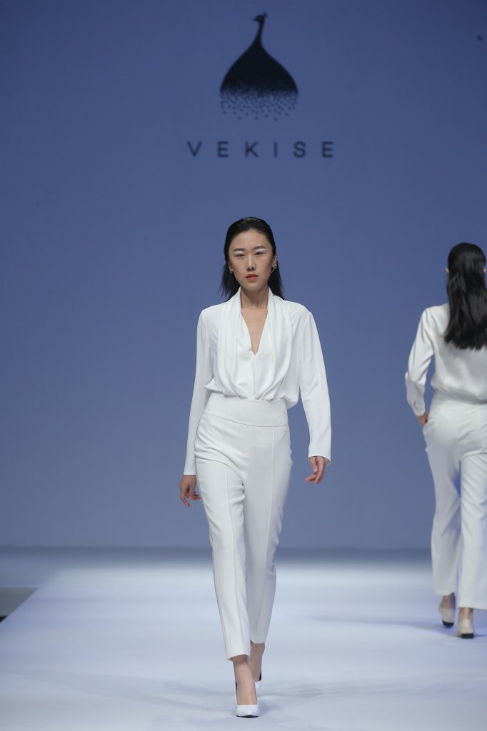 VEKISE·尹江群 2021春夏高级成衣秀 - Beijing Spring 2021