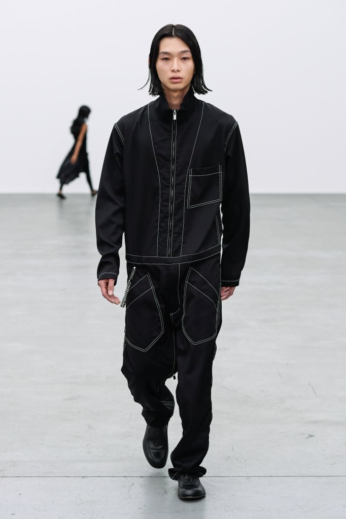Sulvam 2021/22秋冬高级成衣秀 - Paris Fall 2021