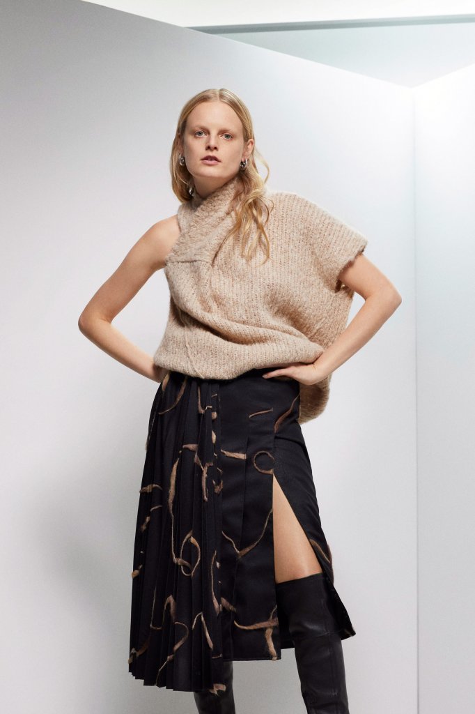 克里琪亚 krizia 2021/22秋冬高级成衣lookbook