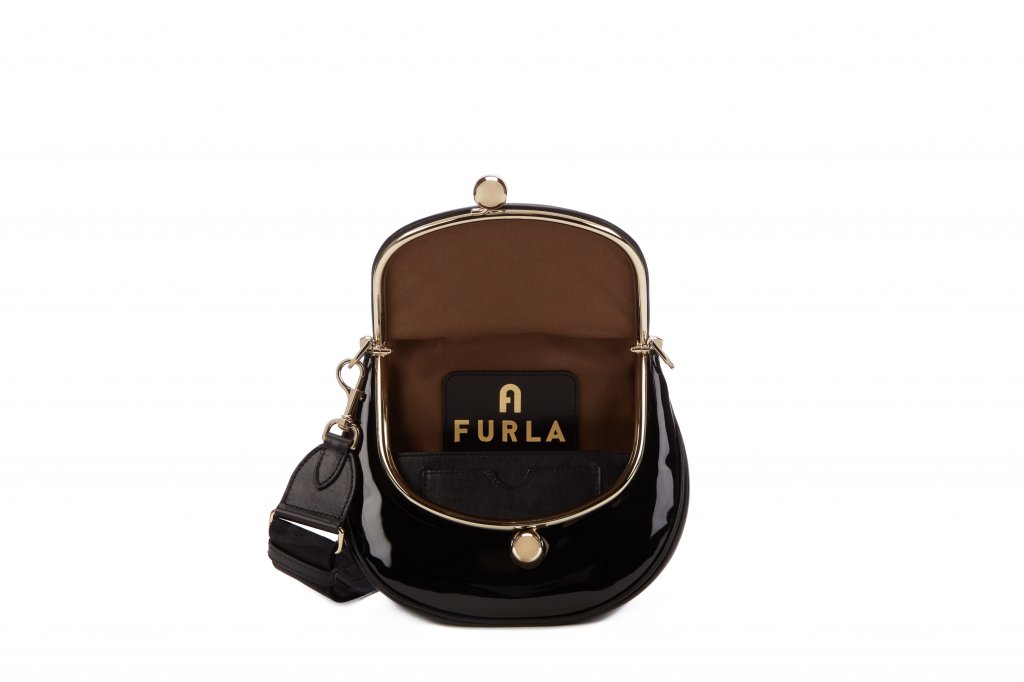 芙拉 Furla 2021/22秋冬包袋Lookbook