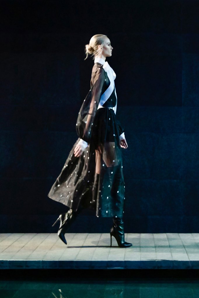 艾莉·萨博 Elie Saab 2021/22秋冬高级成衣Lookbook