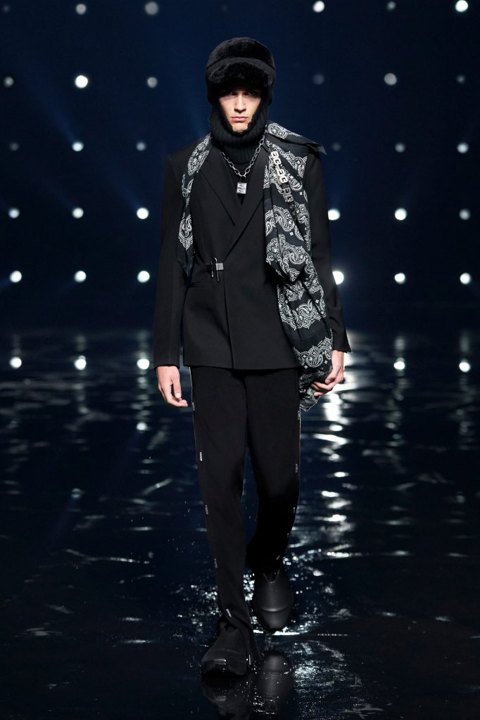 纪梵希 Givenchy 2021/22秋冬高级成衣秀