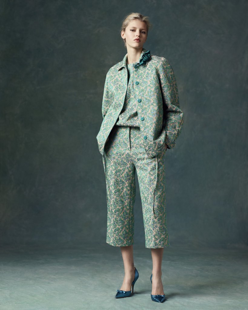 巴黎罗莎 Rochas 2021/22秋冬高级成衣Lookbook