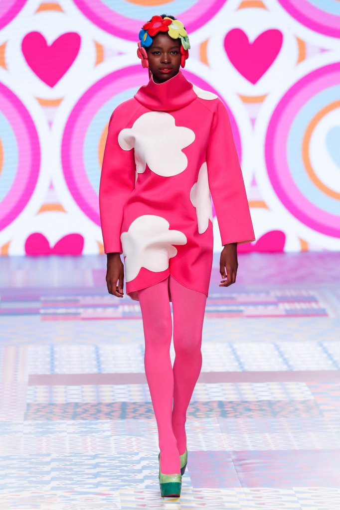 阿嘉莎·鲁兹·德拉普拉达 Agatha Ruiz De La Prada 2021/22秋冬高级成衣秀 - Madrid Fall 2021