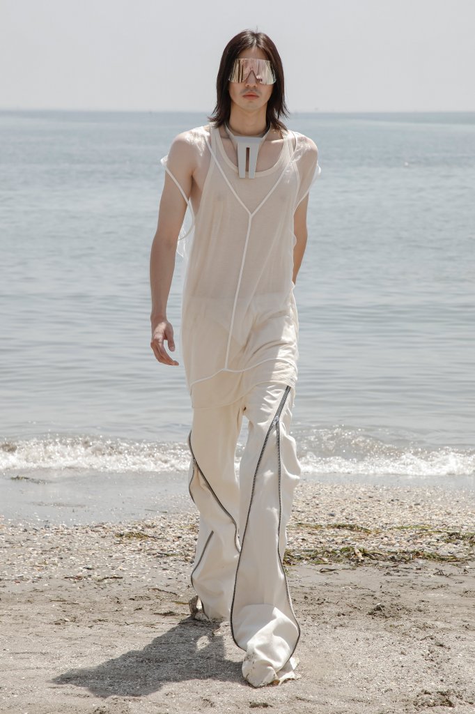 瑞克·欧文斯 Rick Owens 2022春夏男装秀 - Paris Sping 2022