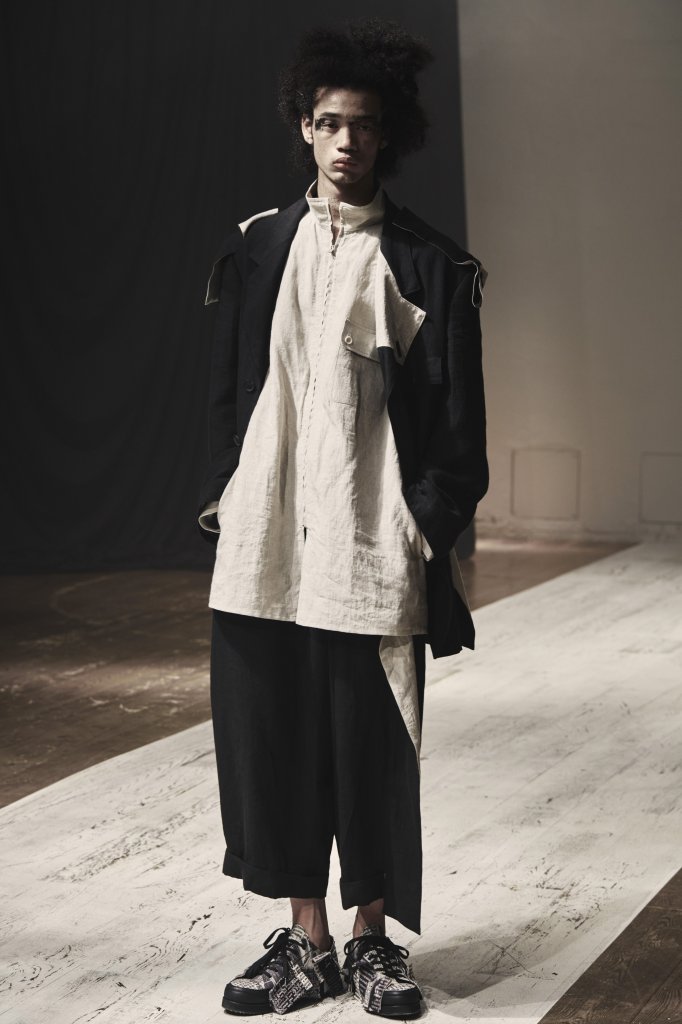 山本耀司 Yohji Yamamoto 2022春夏男装Lookbook