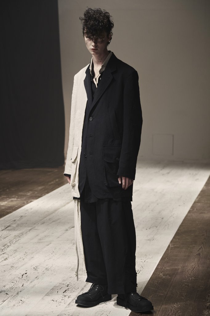 山本耀司 Yohji Yamamoto 2022春夏男装Lookbook