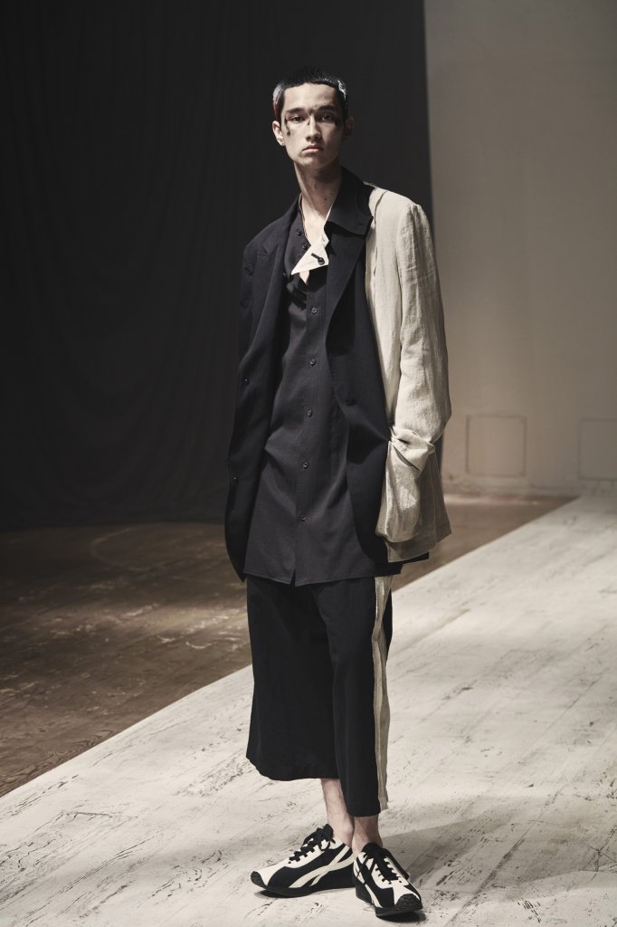 山本耀司 Yohji Yamamoto 2022春夏男装Lookbook