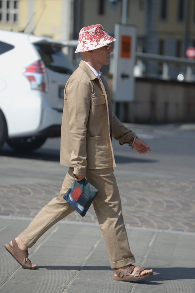Pitti Uomo’s Spring 2022 秀场外街拍精选