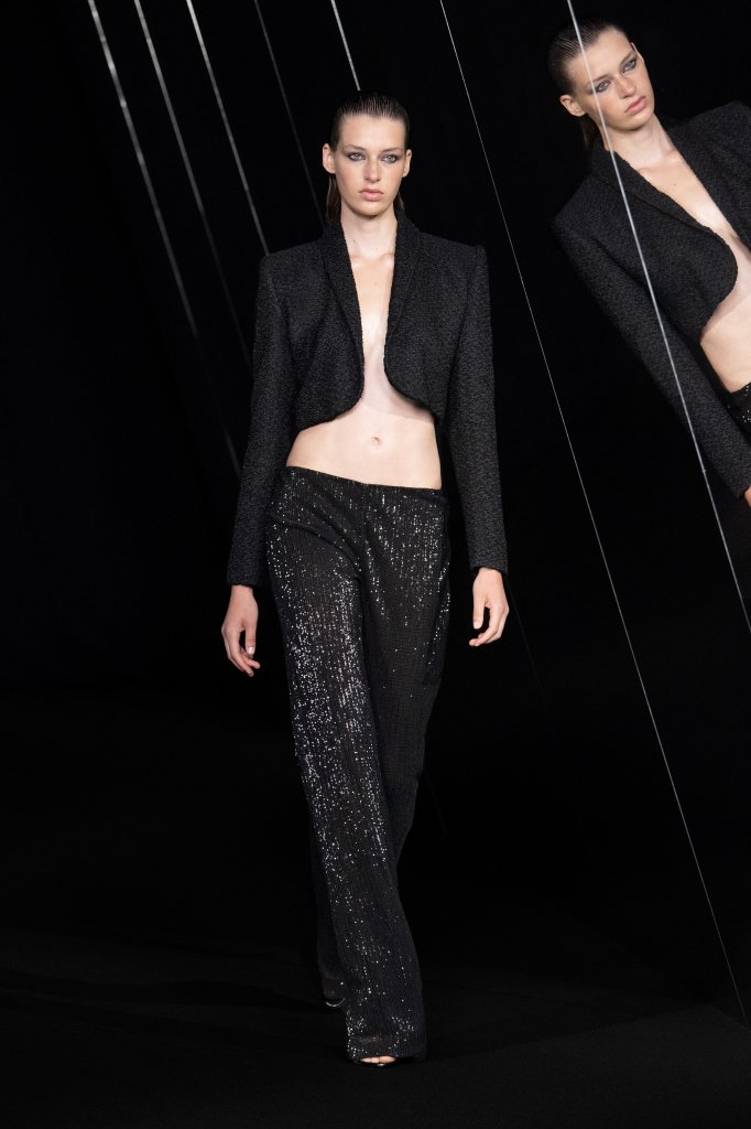 阿莎露 Azzaro 2021/22秋冬高级定制秀 - Couture Fall 2021