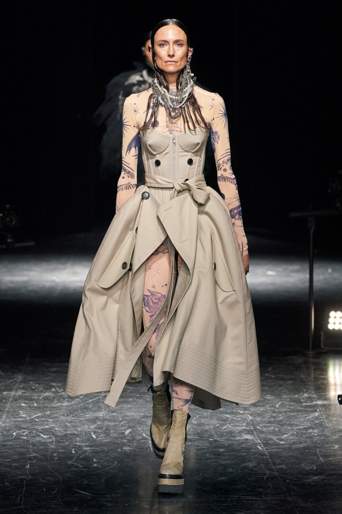 高缇耶 Jean Paul Gaultier by Sacai 2021/22秋冬高级定制秀 - Couture Fall 2021