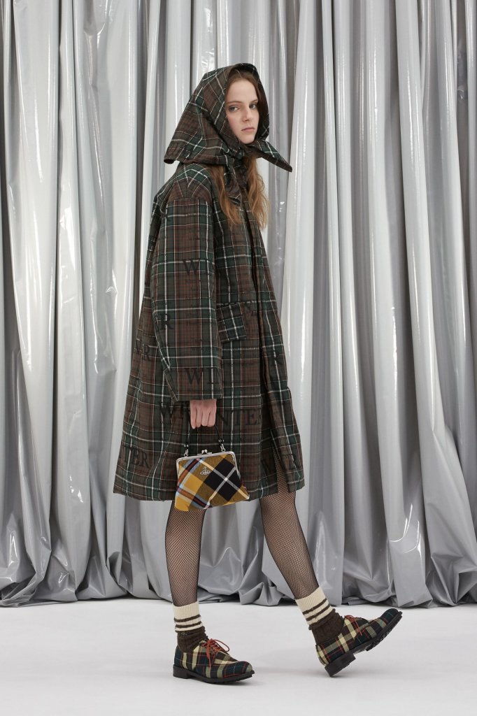 Vivienne Westwood RED LABEL 2021/22秋冬高级成衣Lookbook