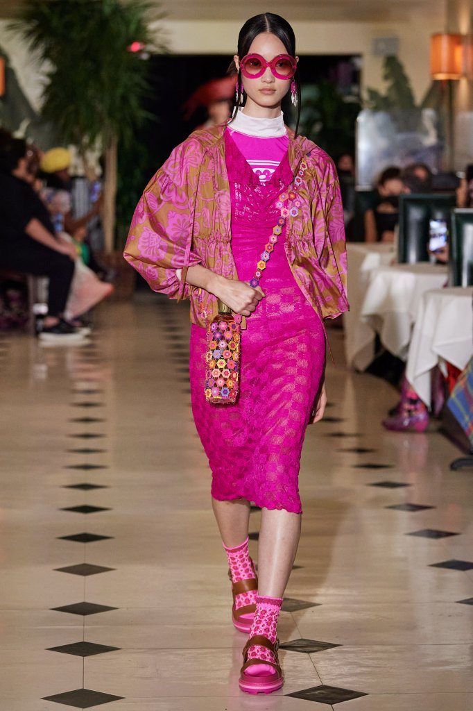 安娜苏 Anna Sui 2022春夏高级成衣秀 - New York Spring 2022