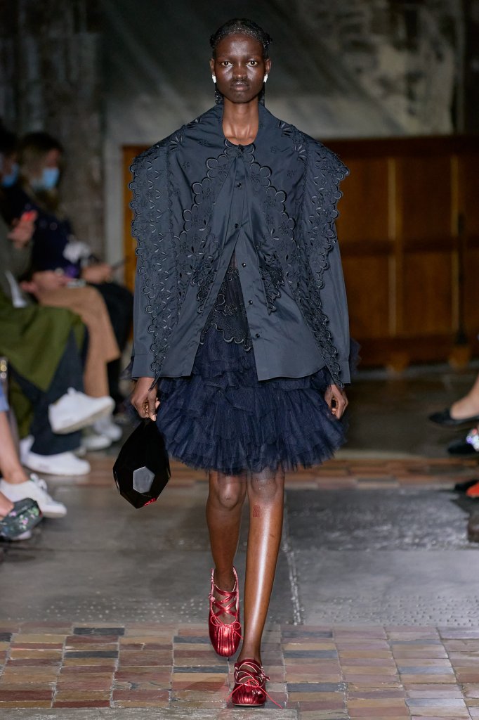 西蒙娜·罗莎 Simone Rocha 2022春夏高级成衣秀 - London Spring 2022