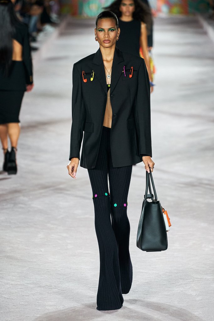 范思哲 Versace 2022春夏高级成衣秀 - Milan Spring 2022