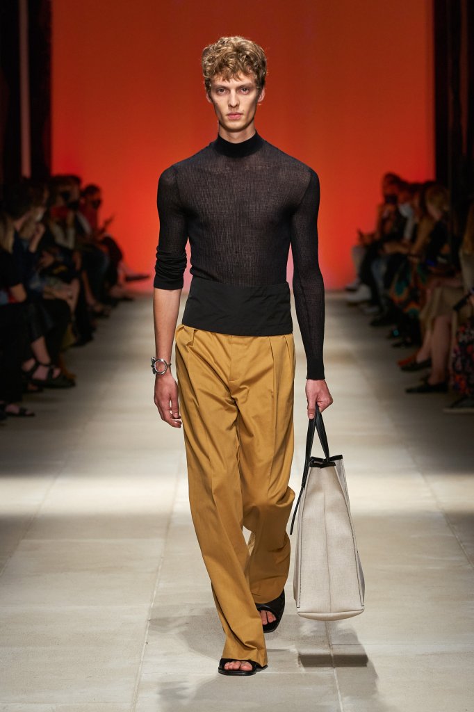 菲拉格慕 Salvatore Ferragamo 2022春夏高级成衣秀 - Milan Spring 2022