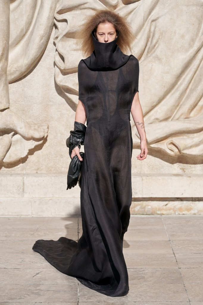 瑞克·欧文斯 Rick Owens 2022春夏高级成衣秀 - Paris Spring 2022