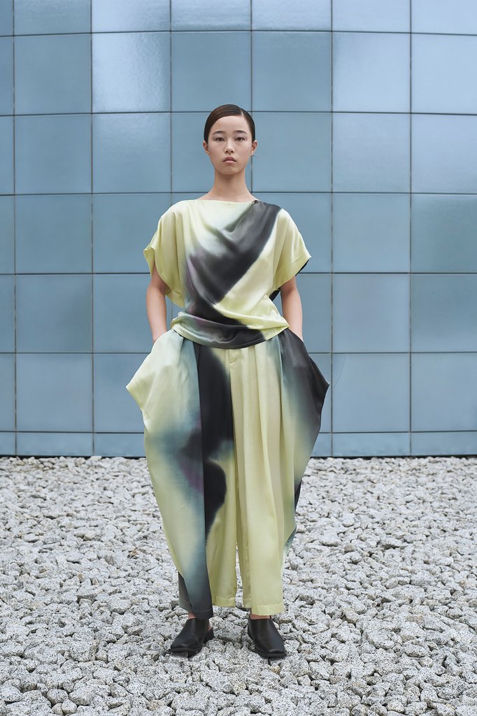 三宅一生 Issey Miyake 2022春夏高级成衣Lookbook