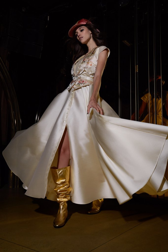 艾历克西斯·马毕 Alexis Mabille 2022春夏高级成衣Lookbook