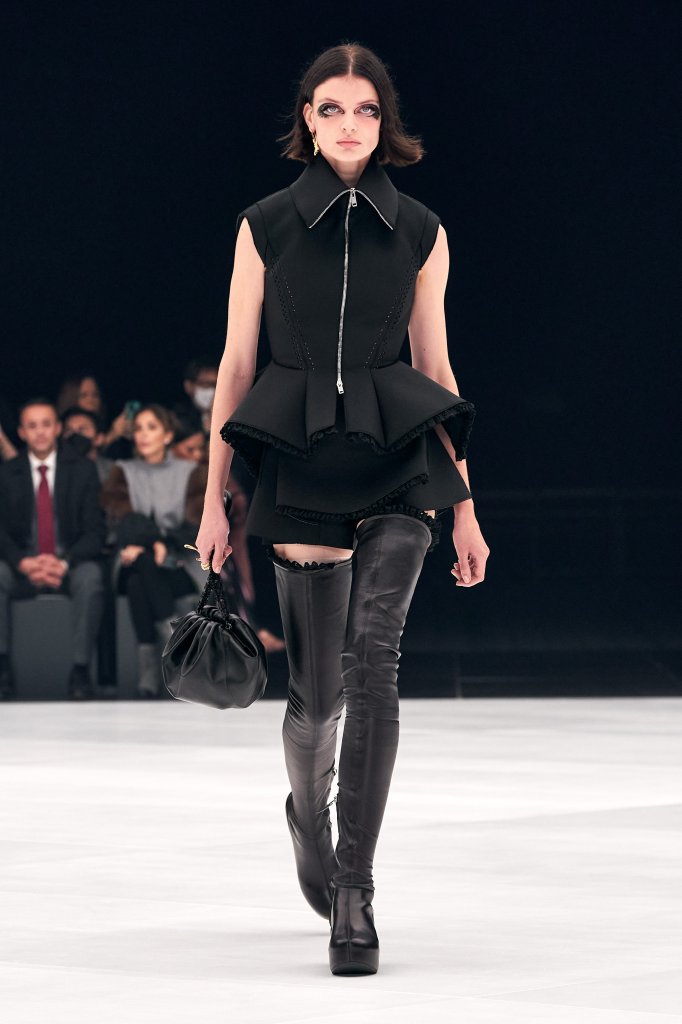 纪梵希 Givenchy 2022春夏高级成衣秀 - Paris Spring 2022