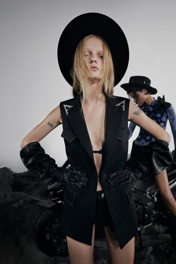 王薇薇 Vera Wang 2022春夏高级成衣Lookbook