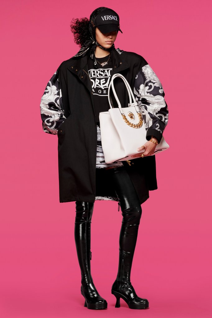 范思哲 Versace 2022早秋系列Lookbook (Pre-Fall 2022)