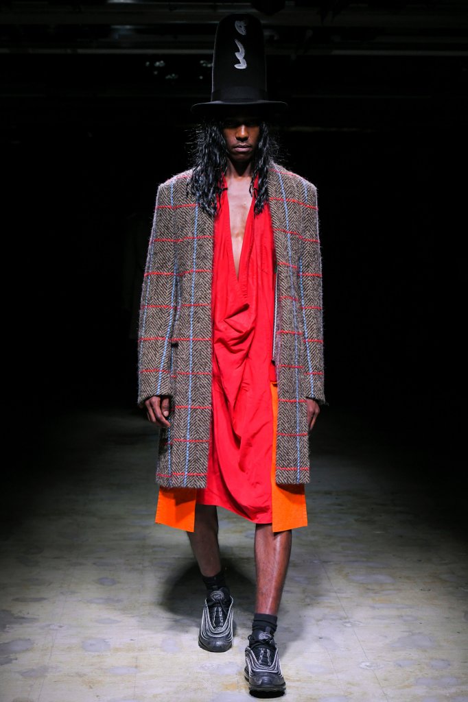 Comme des Garçons Homme Plus 2022/23秋冬男装秀 - Paris Fall 2022