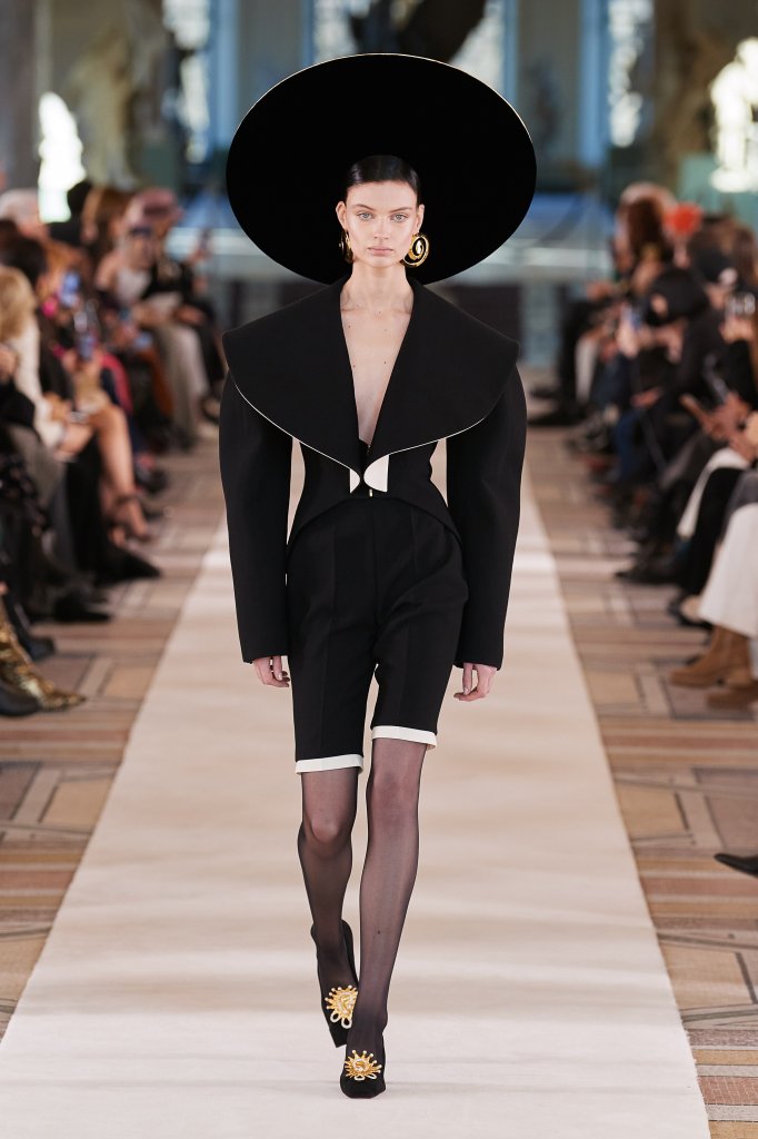 夏帕瑞丽 Schiaparelli 2022春夏高级定制秀 - Couture Spring 2022