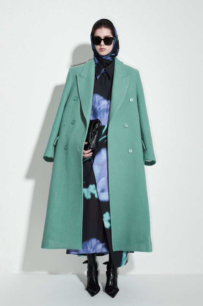 克里斯汀·万诺斯 Christian Wijnants 2022早秋高级成衣Lookbook(Pre-Fall 2022)