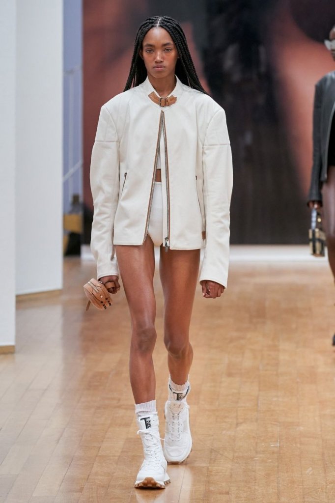 Tod's 2022春夏高级成衣秀