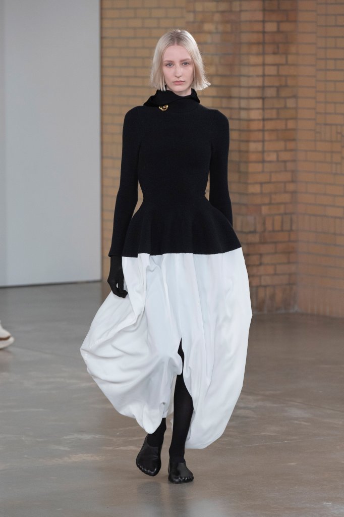 普罗恩萨·施罗 Proenza Schouler 2022/23秋冬高级成衣秀 - New York Fall 2022