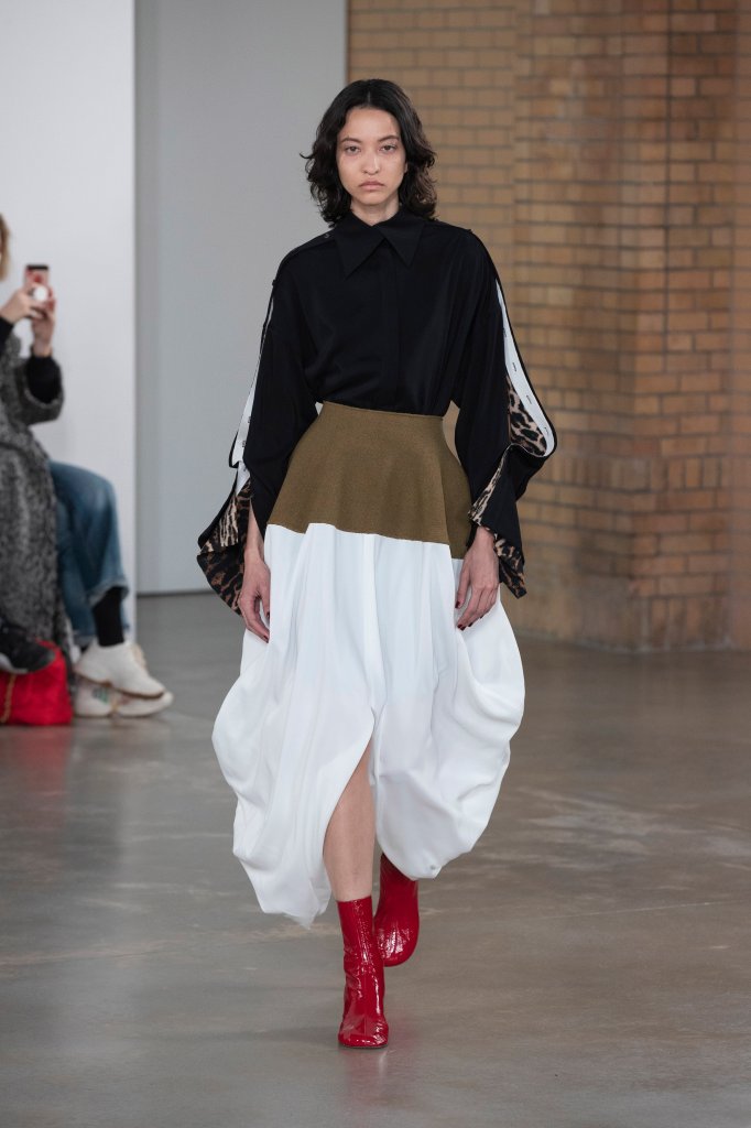 普罗恩萨·施罗 Proenza Schouler 2022/23秋冬高级成衣秀 - New York Fall 2022