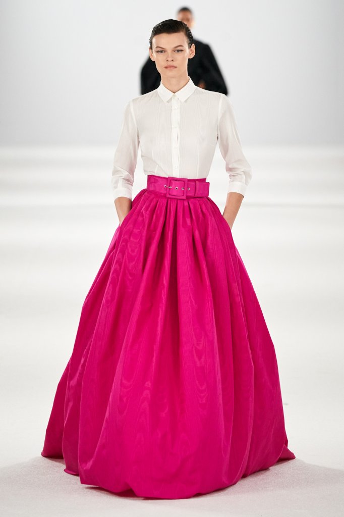 卡罗琳娜·海莱娜 Carolina Herrera 2022/23秋冬高级成衣秀 - New York Fall 2022