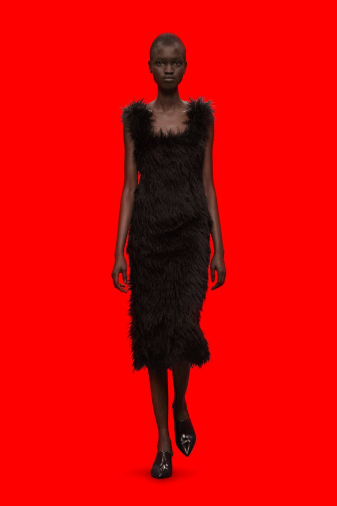 克里斯托弗·凯恩 Christopher Kane 2022/23秋冬高级成衣秀 - London Fall 2022