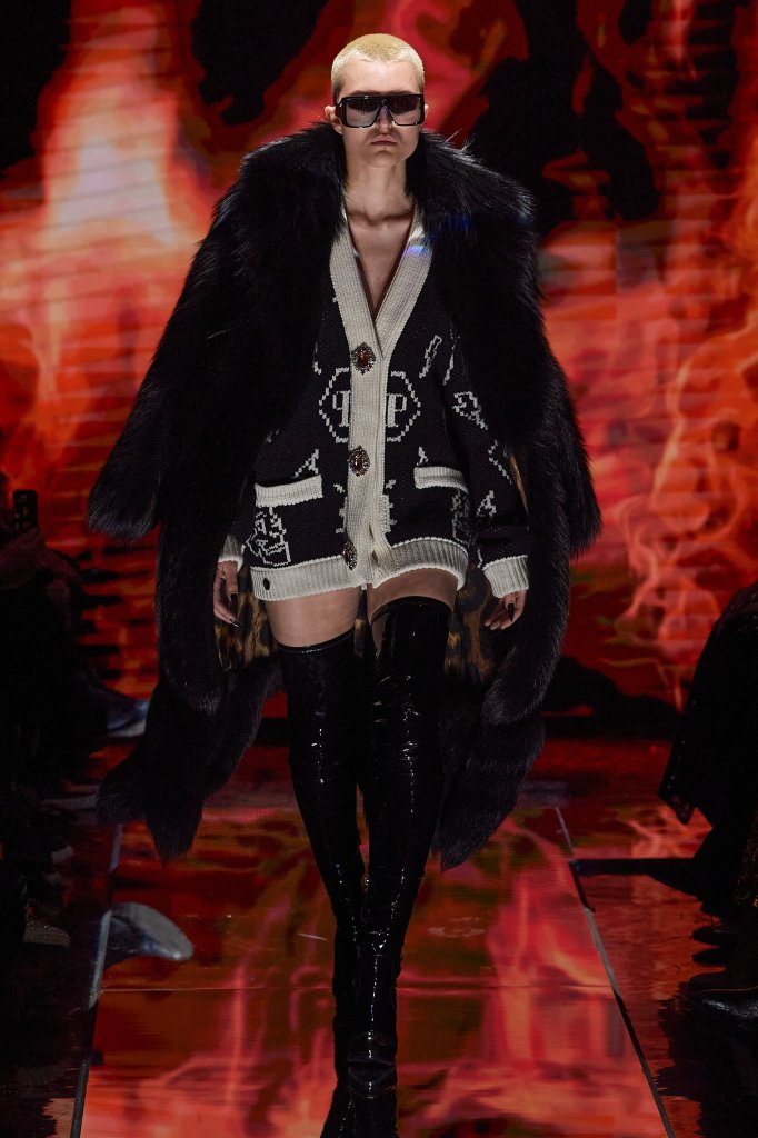 菲利普·普兰 Philipp Plein 2022/23秋冬高级成衣秀 - Milan Fall 2022