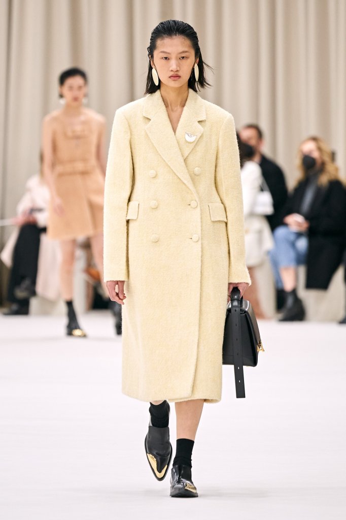 吉尔·桑德 Jil Sander 2022/23秋冬高级成衣秀 - Milan Fall 2022