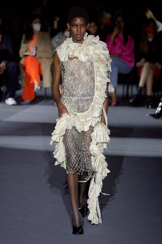 Philosophy di Lorenzo Serafini 2022/23秋冬高级成衣秀 - Milan Fall 2022