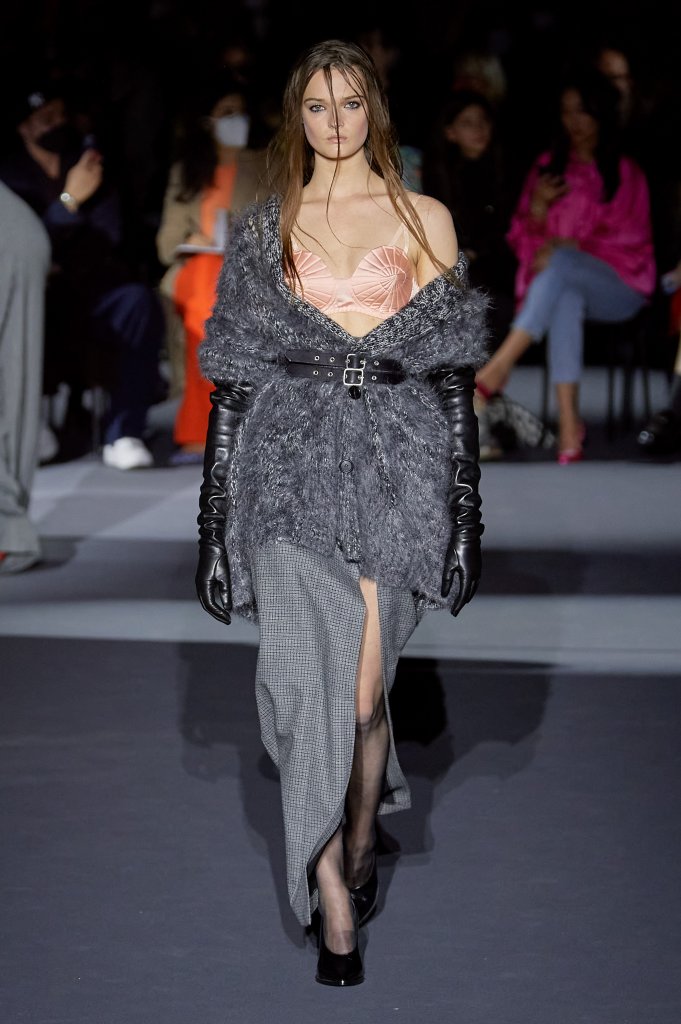 Philosophy di Lorenzo Serafini 2022/23秋冬高级成衣秀 - Milan Fall 2022
