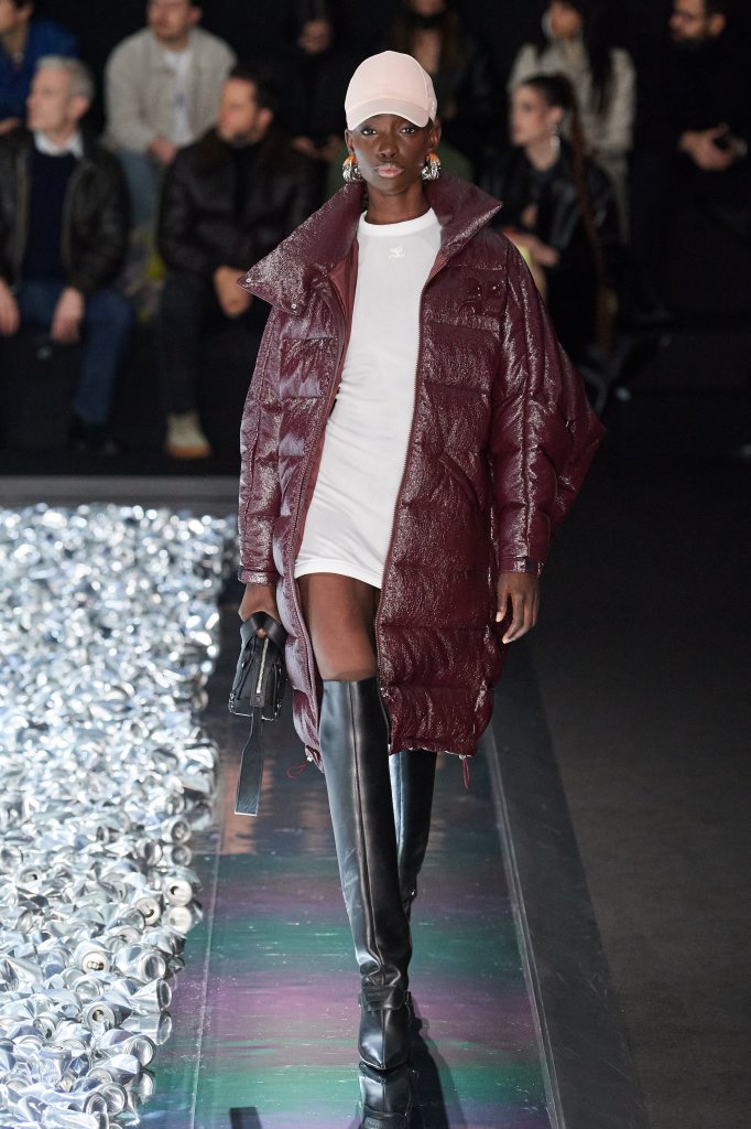 Courrèges 2022/23秋冬高级成衣秀 - Paris Fall 2022