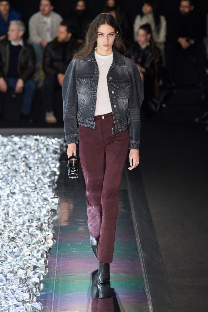Courrèges 2022/23秋冬高级成衣秀 - Paris Fall 2022