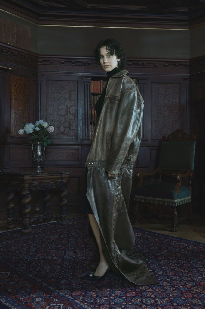 Hodakova 2022/23秋冬高级成衣Lookbook