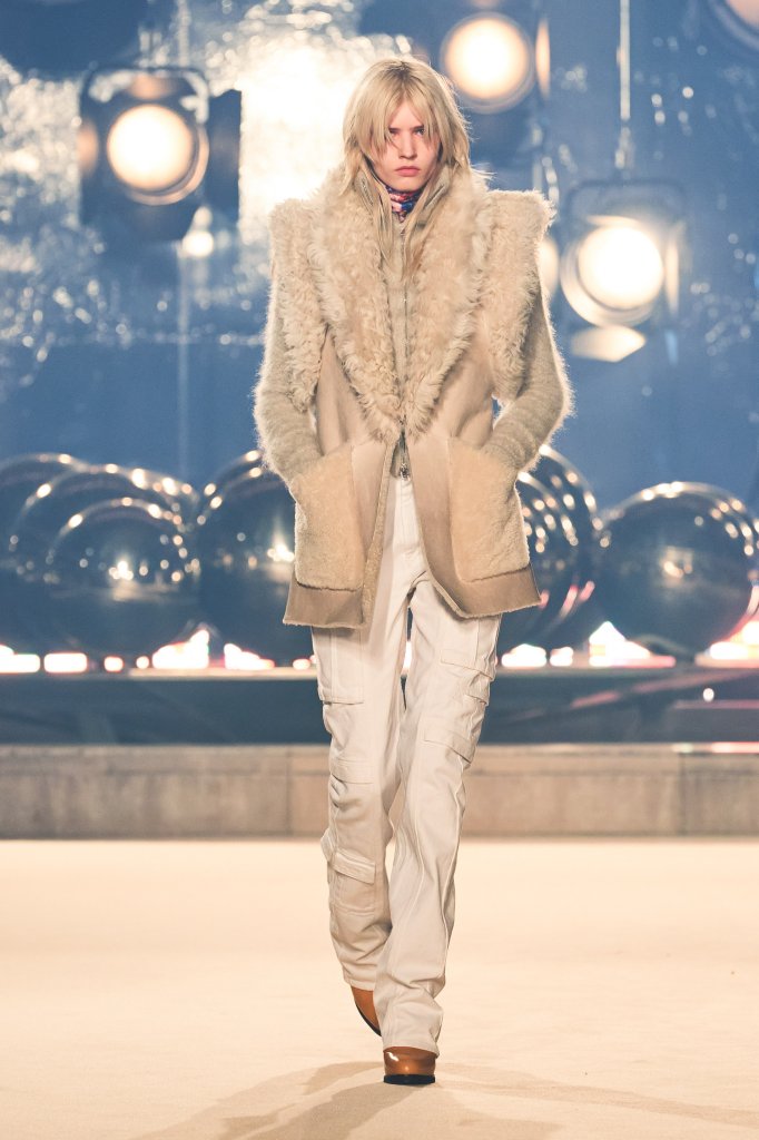 伊莎贝尔·玛兰 Isabel Marant 2022/23秋冬高级成衣秀 - Paris Fall 2022